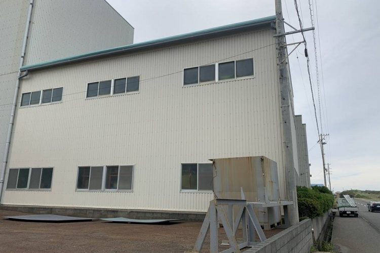 吉田町.外壁/樋取り替え工事(外壁角波ガルバリウム鋼板)